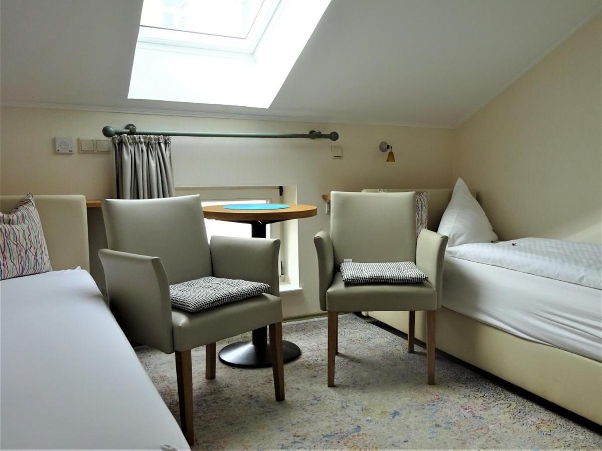 Hotel Pension Zur Faehrbruecke Stralsund Exteriér fotografie